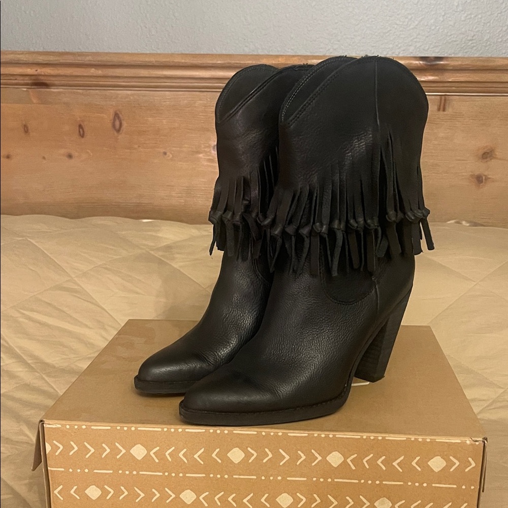 Zodiac Donna, Black Le size 8 medium